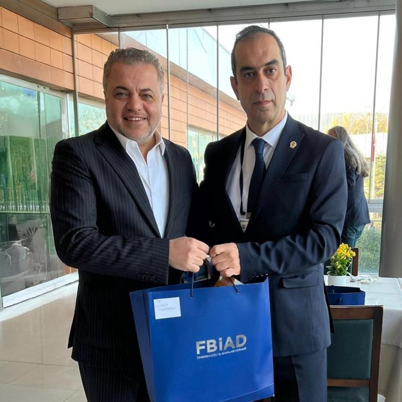 Lösemili Çocuklar Haftası - Fenerbahçe Formalı Bebeklerle Yüksek Divan Kurulu Ziyareti | M. Şekip Mosturoğlu