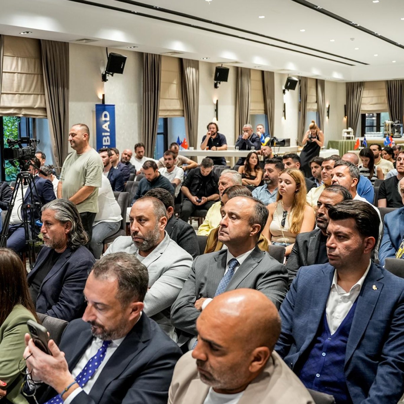 Başkan Adayları ile Sohbetler Etkinliğimizde Hakan Bilal Kutlualp'i Ağırladık