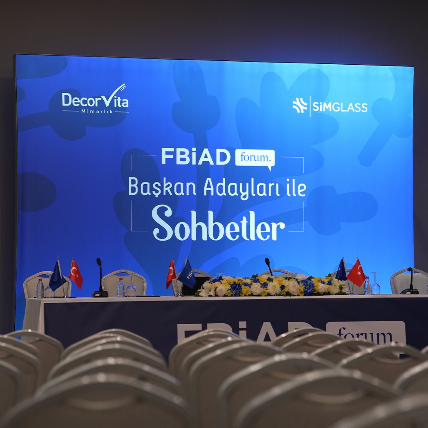 FBİAD Forum “Başkan Adayları ile Sohbetler” programımızda Sayın Hakan Safi'yi ağırladık.
