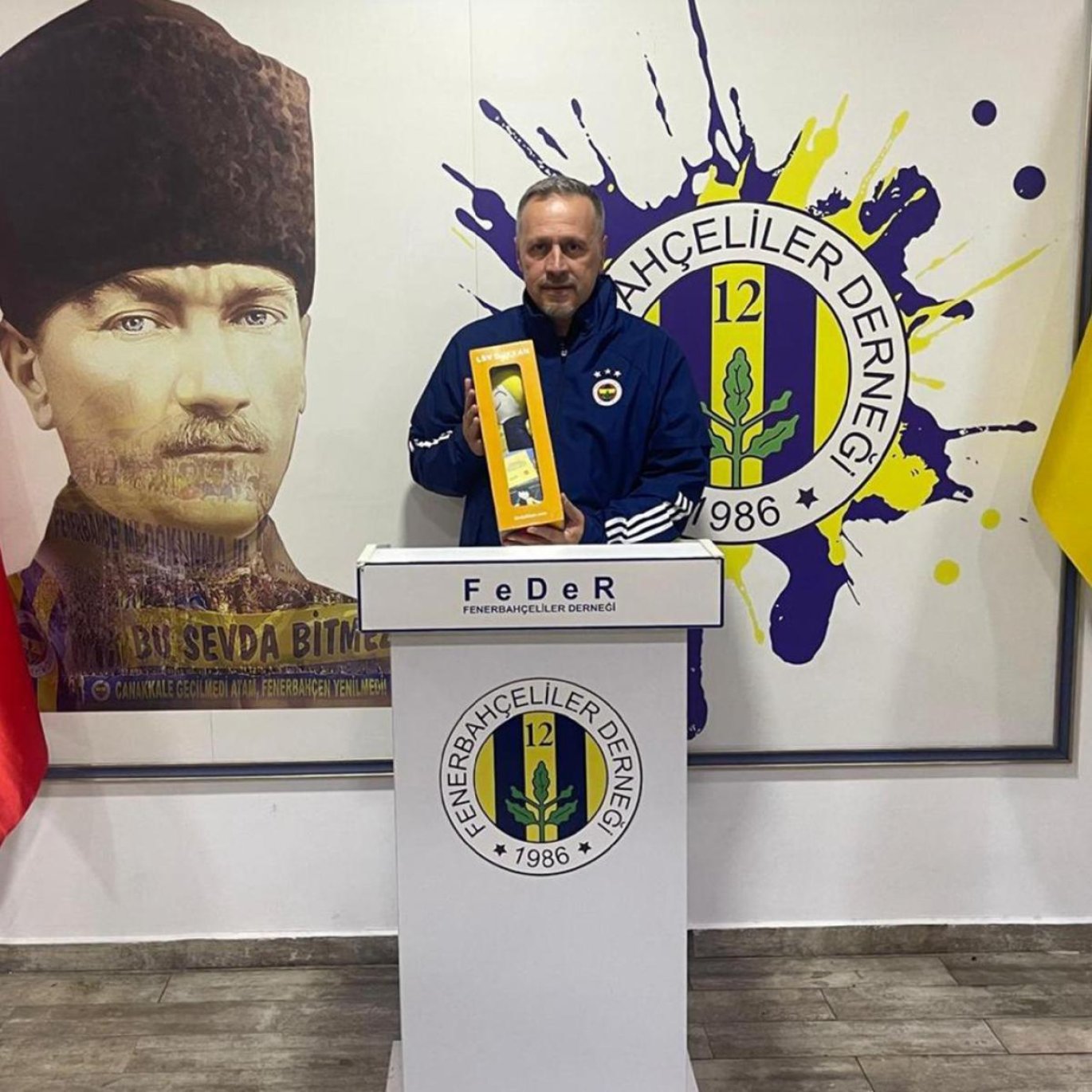Lösemili Çocuklar Haftası - Fenerbahçe Formalı Bebeklerle Yüksek Divan Kurulu Ziyareti | FEDER Yöneticileri