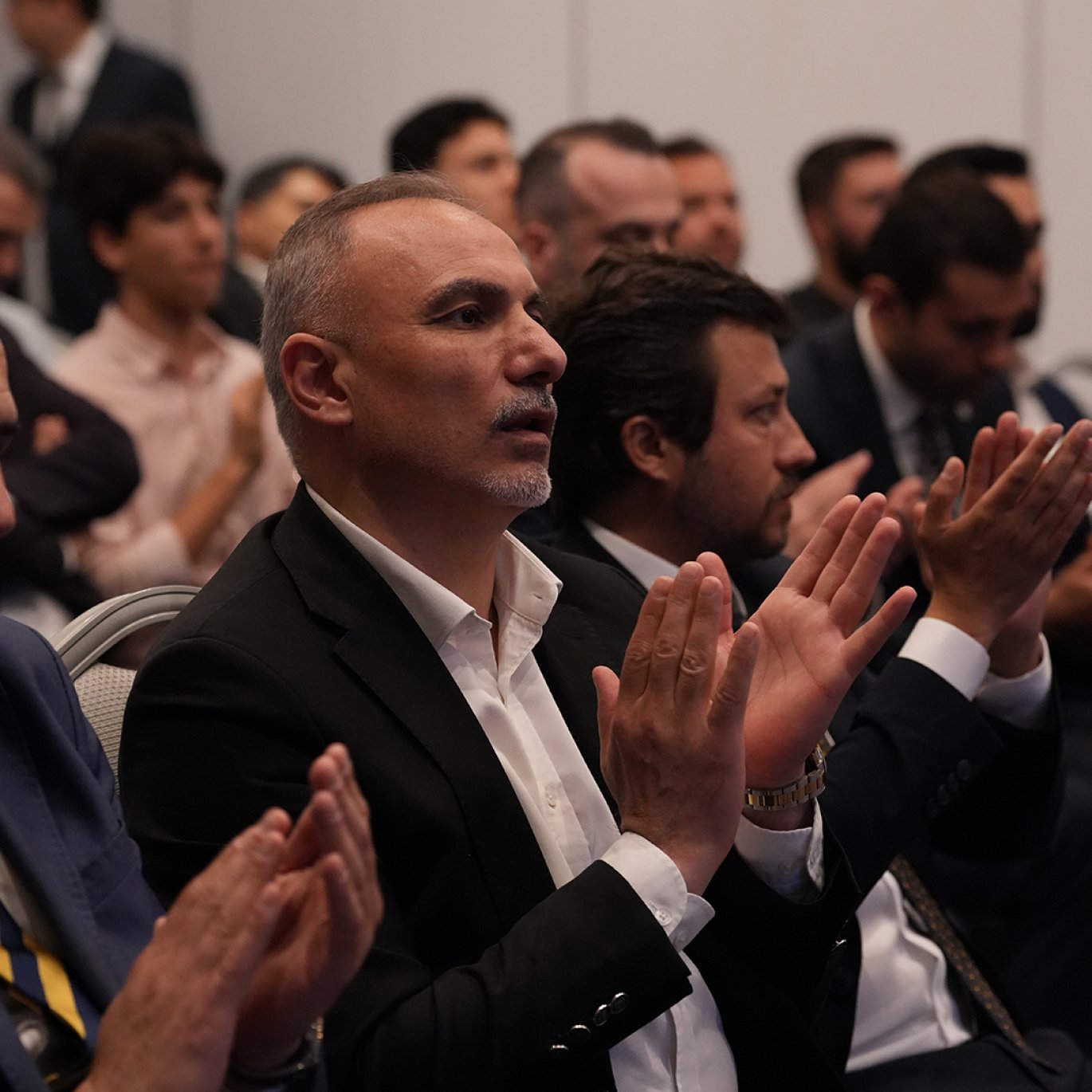 FBİAD Forum “Başkan Adayları ile Sohbetler” programımızda Sayın Hakan Safi'yi ağırladık.