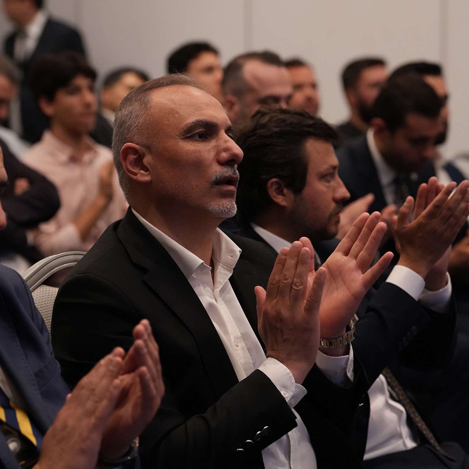 FBİAD Forum “Başkan Adayları ile Sohbetler” programımızda Sayın Hakan Safi'yi ağırladık