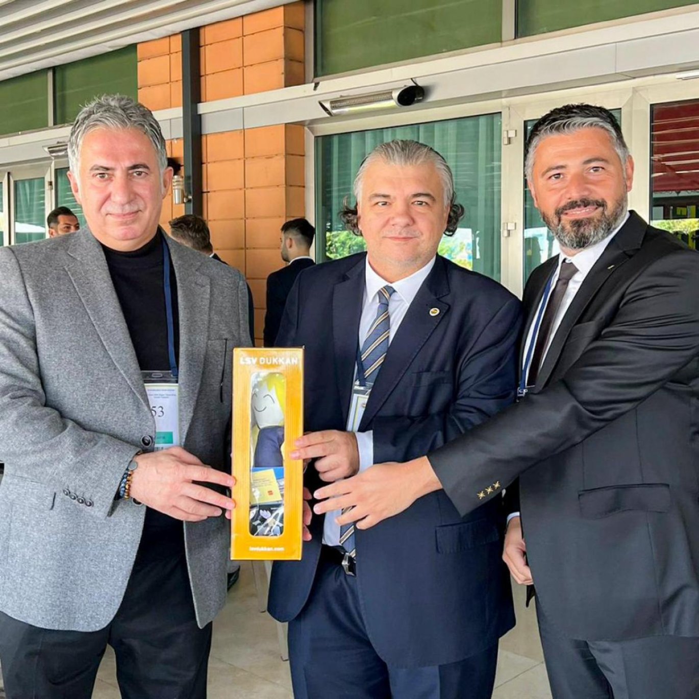 Lösemili Çocuklar Haftası - Fenerbahçe Formalı Bebeklerle Yüksek Divan Kurulu Ziyareti | FEDER Yöneticileri