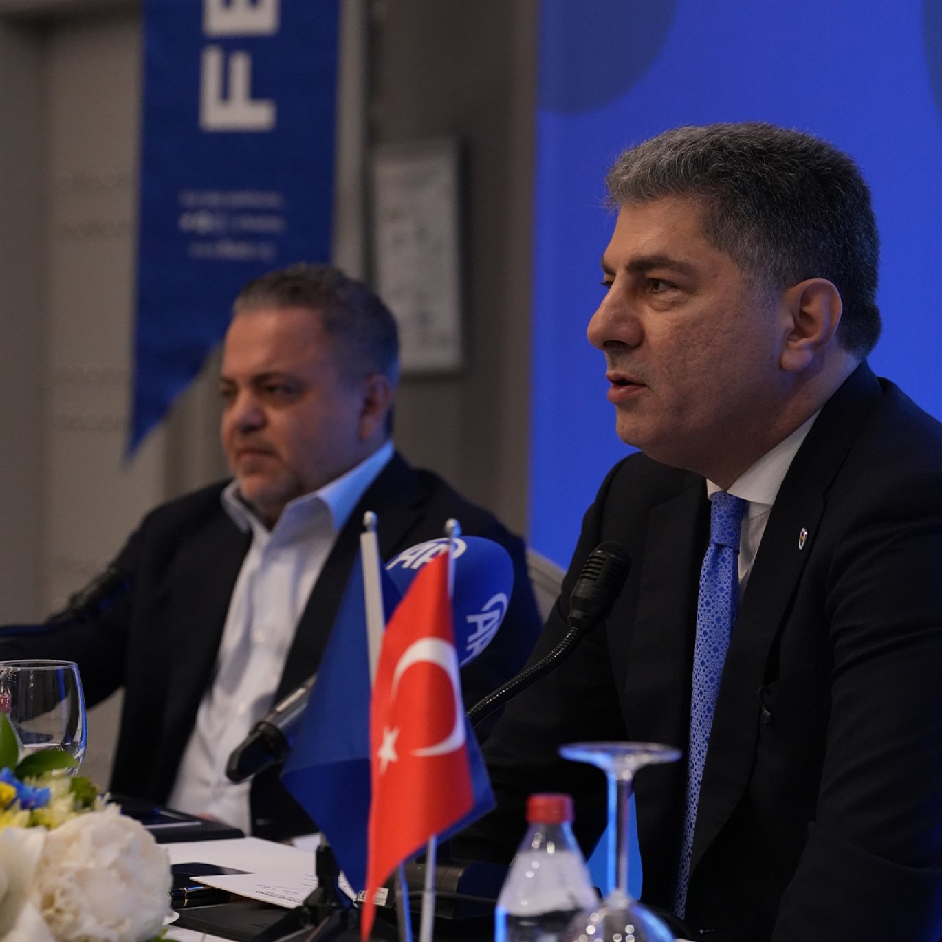 FBİAD Forum “Başkan Adayları ile Sohbetler” programımızda Sayın Hakan Safi'yi ağırladık.