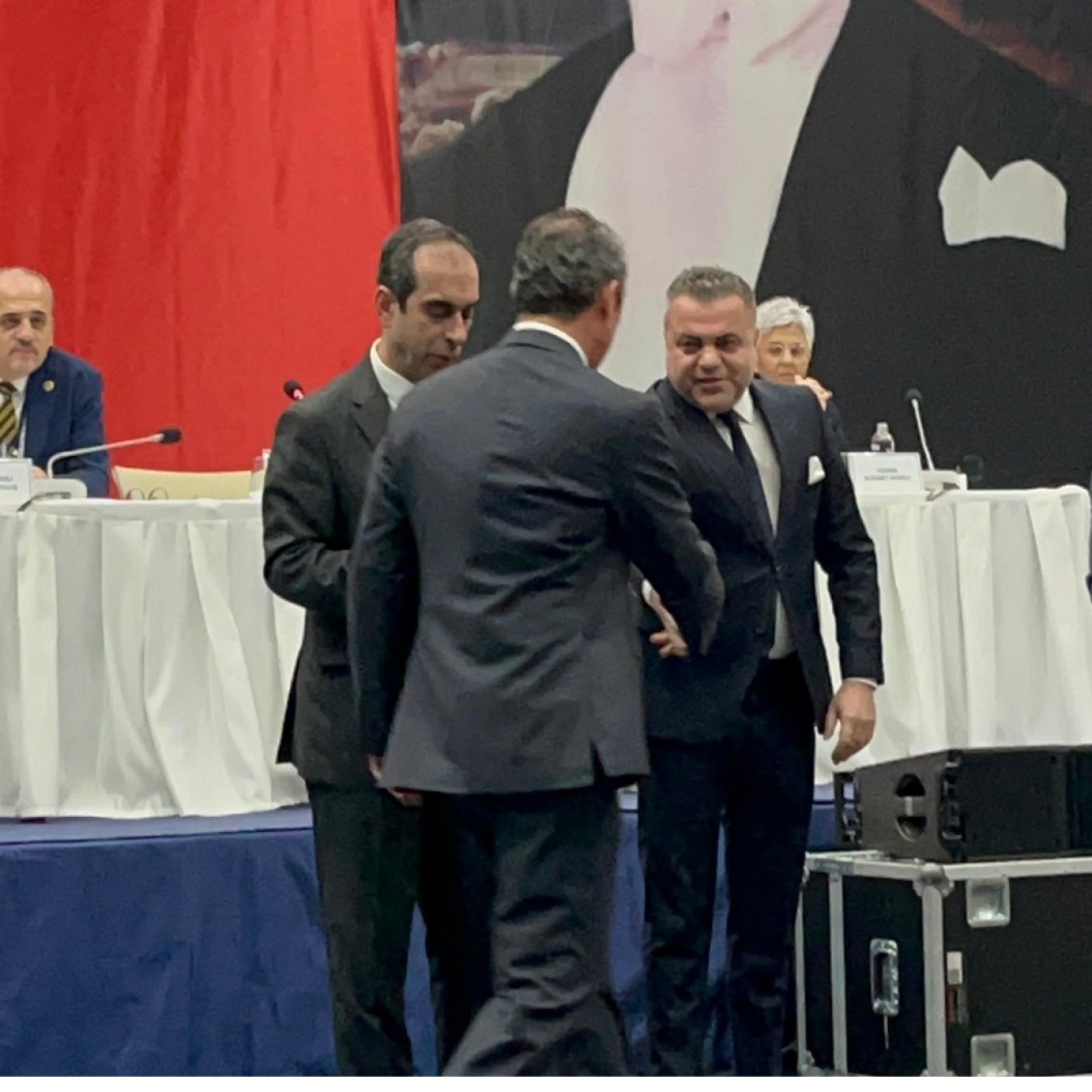 Kulübümüzden Derneğimize Plaket Takdimi!
