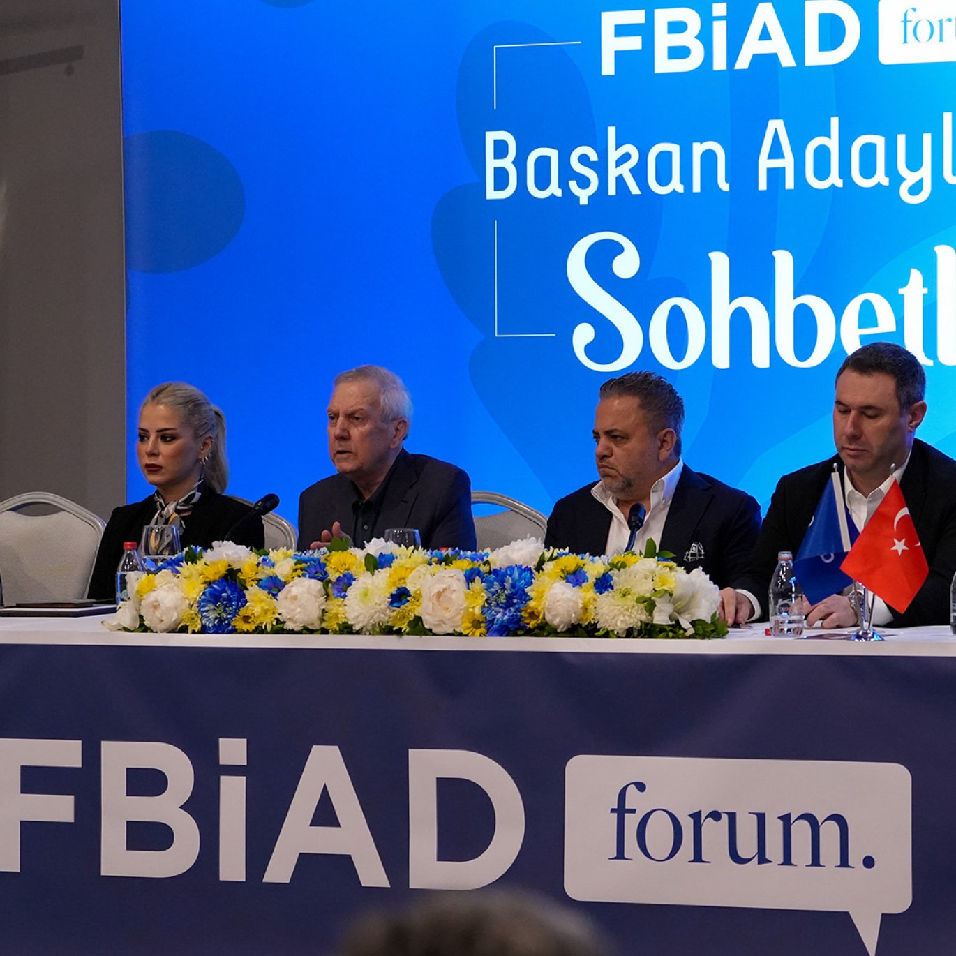 FBİAD Forum “Başkan Adayları ile Sohbetler” programımızda Sayın Aziz Yıldırım'ı ağırladık.
