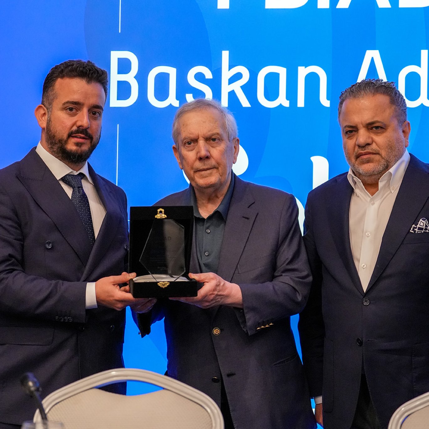 FBİAD Forum “Başkan Adayları ile Sohbetler” programımızda Sayın Aziz Yıldırım'ı ağırladık.