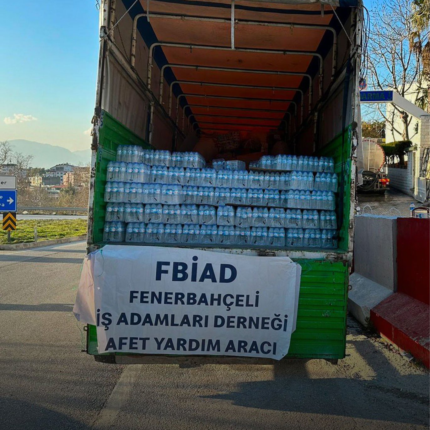 Depremden Etkilenen İllere Tırlarımız Yola Çıktı