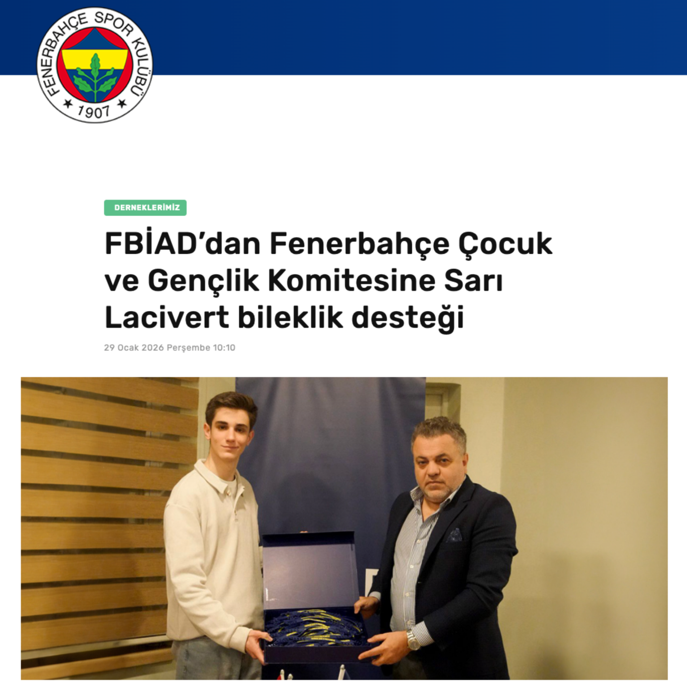 FBİAD’dan Fenerbahçe Çocuk ve Gençlik Komitesine Sarı Lacivert Bileklik Desteği